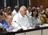 Ministros venezolanos ofrecen declaraciones a la prensa