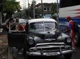 Boteros de La Habana. Transporte en Cuba. Foto: José Raúl Concepción/Cubadebate