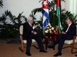 Sostiene en La Habana Raúl Castro conversaciones oficiales con Presidente Palestino 