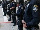 Estudiantes universitarios golpeados por Policia en California