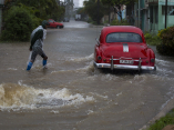 Inundaciones en La Habana. Foto: Irene Pérez/ Cubadebate.
