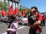 Miles marchan en Madrid contra el capitalismo