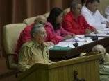 Raul Castro, presidente cubano, habla en el acto de clausura del parlamento . Foto: Ismael Francisco/Cubadebate.