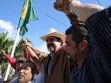 Manuel Zelaya en Honduras, amplia manifestación el pueblo apoya su regreso 