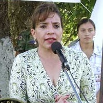 Preparan golpistas acciones contra Zelaya, denuncia primera dama 