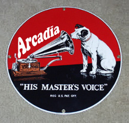 Arcadia HIS MASTER VOICE