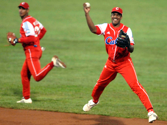 Juego Cuba - Taipei de China en la Copa Mundial de Beisbol