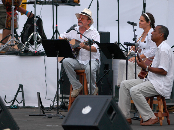Actuacion de Silvio Rodriguez en el Concierto Paz Sin Fronteras