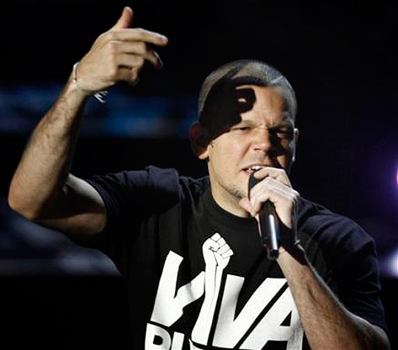 Residente Calle 13 en MTV "Viva Perto Rico Libre" (Foto AP)