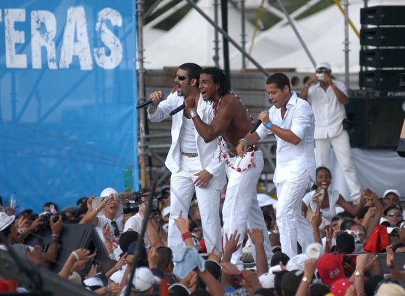 Los Orishas en el Concierto Paz sin Fronteras, en Cuba, 20 de septiembre de 2009.