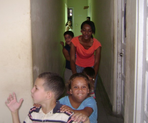 Centro Médico Psicopedagógico de Pinar del Río para rehabilitar a niños con retraso mental.