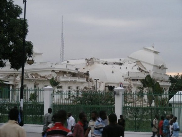 Haití terremoto: así quedó la casa de Gobierno.