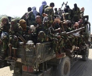 Combaten en tres frentes en Somalia