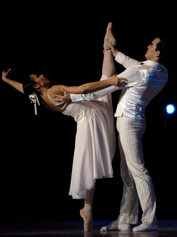 Presentacion en Cuba del Ballet Teatro de Bolshoi