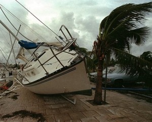 Tormenta Celia amenaza con volverse huracán frente a costas mexicanas