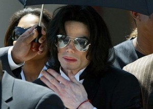 Estrenan en Facebook el videoclip de Behind the Mask, de Michael Jackson