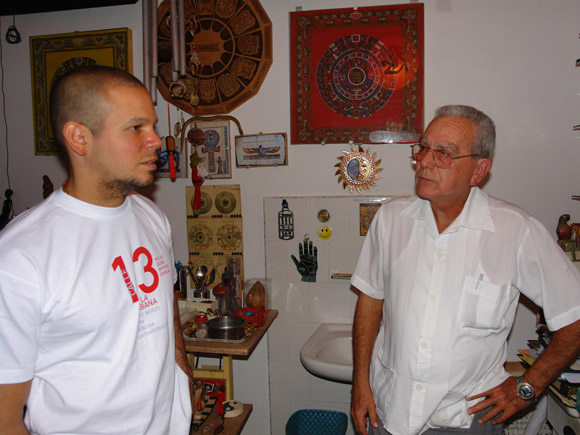 Calle 13 visitó la Escuela Internacional de San Antonio de los Baños