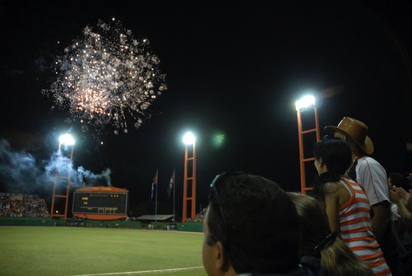 Primer juego de la final de la Serie Nacional de Béisbol entre Villa Clara e Industriales