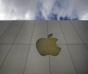 Revelan hackers que FBI usa datos de Apple para monitorear usuarios