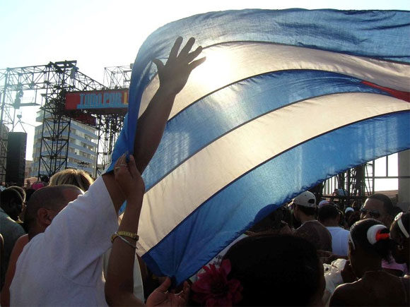 Bailando por Cuba. Tribuna Antimperialista, 10 de abril de 2010
