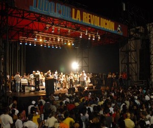 Cuba espera 2012 con celebraciones por el aniversario 53 de la Revolución