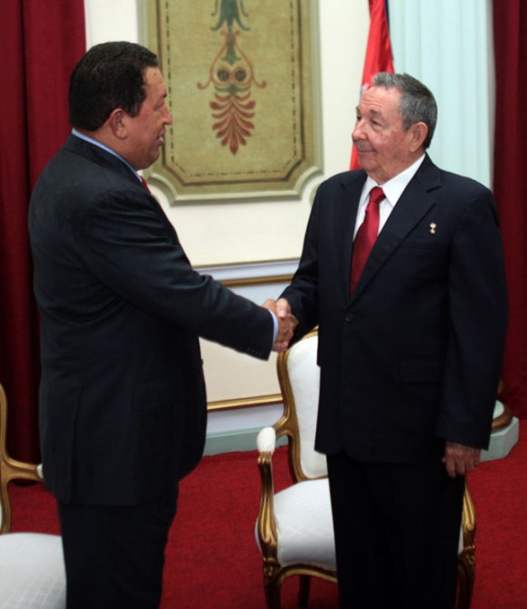 Encuentro de Hugo Chávez con Raúl Castro en Miraflores, Venezuela