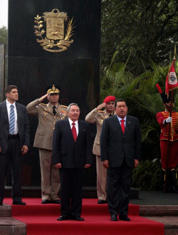 Encuentro de Hugo Chávez con Raúl Castro en Miraflores, Venezuela