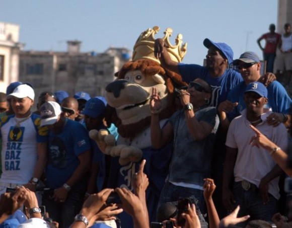 Recibimiento de los campeones en Ciudad de La Habana: Gran Final de la Serie Nacional de Béisbol. 