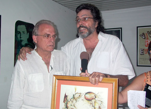 Antón Arrufat y el Ministro de Cultura Abel Prieto. Foto: Marianela Dufflar