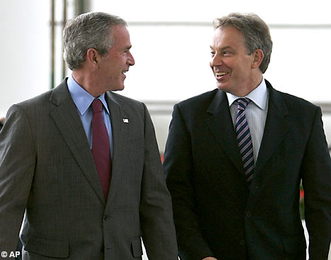 George Bush y Anthony Blair. Foto: AP