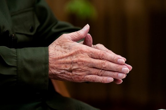 Las manos de Fidel. Foto: Roberto Chile