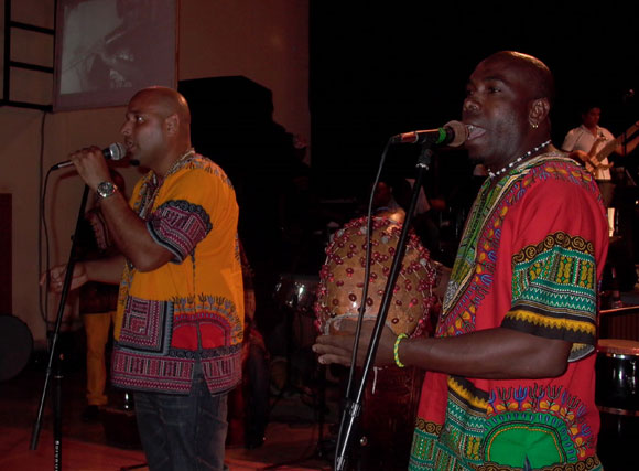 Grupo Rumbatá de Camaguey en la presentación de los discos Beat Cubano y Trabuco una vez más. Foto: Marianela Dufflar 