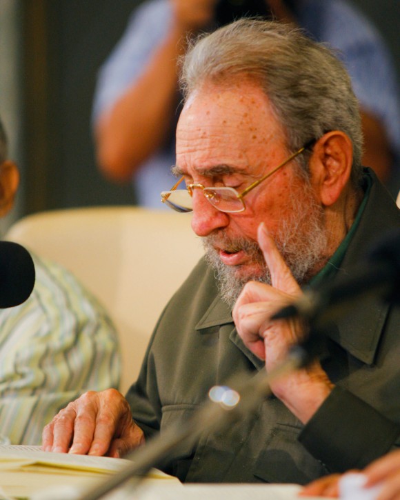 Fidel en la presentación de "La victoria estratégica". Foto: Alex Castro