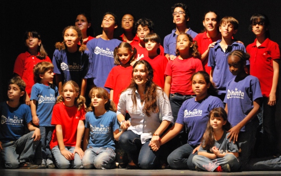 Ensayo de obra de La Colmenita dedicada a los Cinco Héroes: La Maestra y sus alumnos. Foto: Dianik Flores