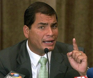 Presidente de Ecuador afirma que jamás apoyará intervención armada en Libia