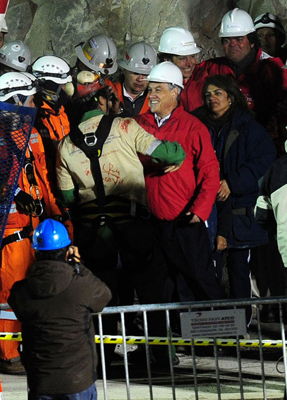 Rescate de los mineros chilenos atrapados hace 69 días