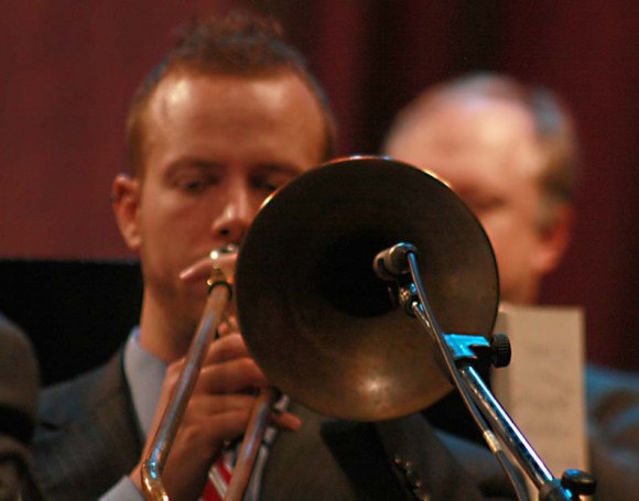 Wynton Marsalis regaló, junto a la Jazz at Lincoln Center Orchestra (JLCO) de Nueva York, una noche mágica a los que abarrotaron el céntrico teatro habanero Mella. Foto: 10K