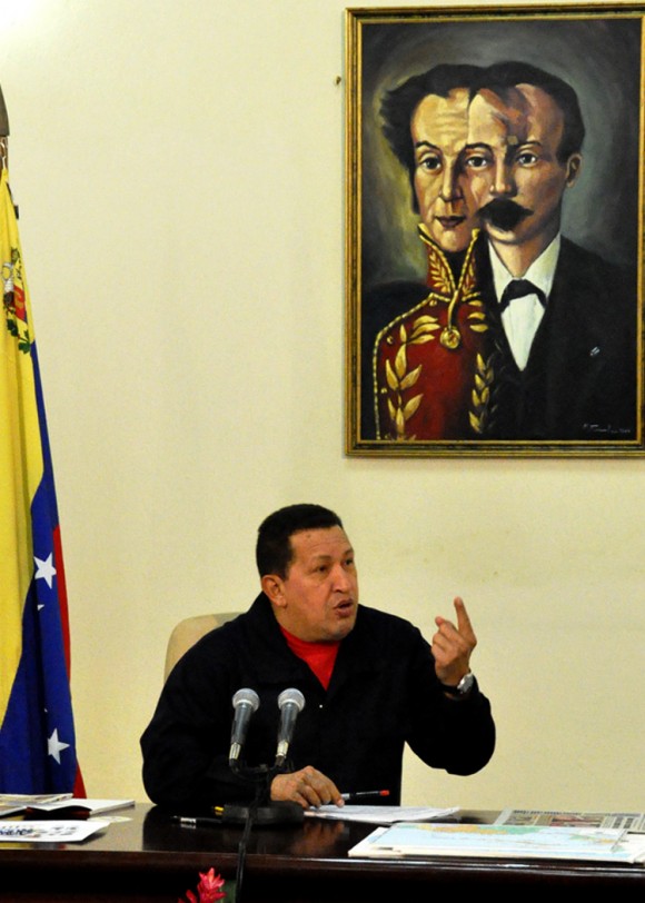 Chávez: todavía estamos esperando al gran terrorista Posada Carriles. Esperamos que el presidente Obama cumpla con su compromiso, con la ley, y con su discurso”  Foto Estudios Revolución