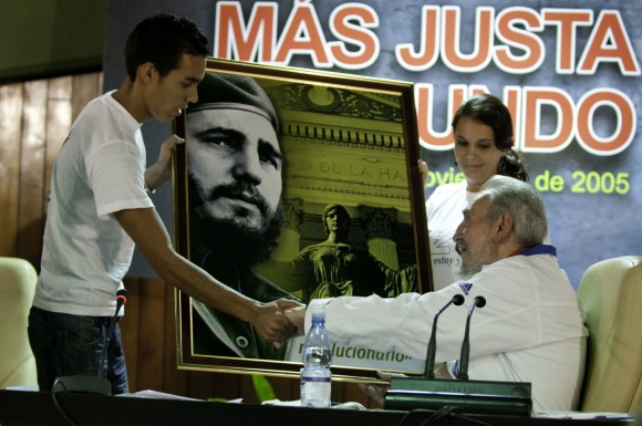 Encuentro de Fidel Castro con universitarios. Foto: Roberto Chile