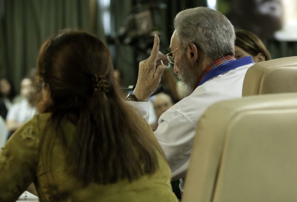 Encuentro de Fidel Castro con universitarios. Foto: Roberto Chile
