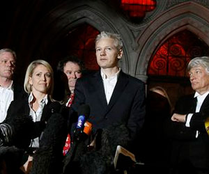 Assange publicará su autobiografía en marzo de 2011