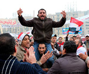 Prohiben salir de Egipto a numerosos políticos y empresarios