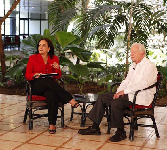 James Carter durante la entrevista con Arleen Rodríguez. Foto:  Jenny Muñoa.