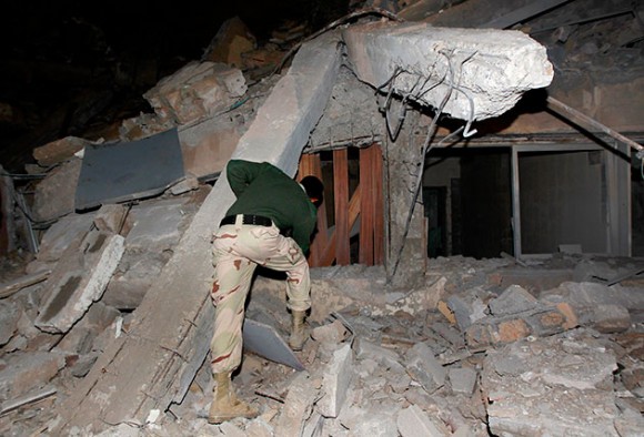 Ataque con misil residencia Gadafi. Foto: EFE
