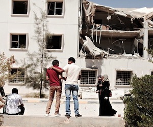 Se escuchan explosiones e intensos tiroteos en Trípoli