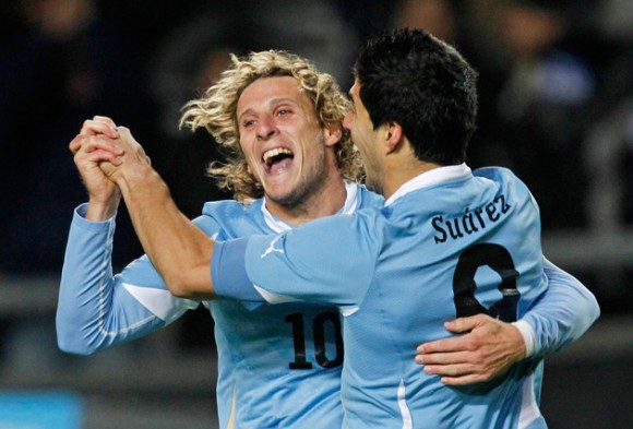 Uruguay en la final de la Copa América por doblete de Suárez