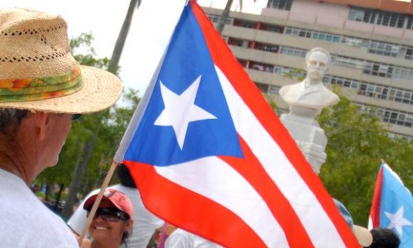 La brigada de Puerto Rico Juan Rius Rivera, visita la provincia de Ciego de Avila para participar en el acto central por el Dia de la Rebeldia Nacional , el 25 de julio de 2011. AIN FOTO/ Marcelino VAZQUEZ HERNANDEZ/