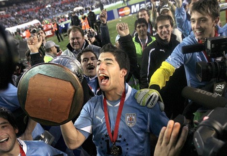 Luis Suárez fue proclamado el Mejor Jugador de la Copa América