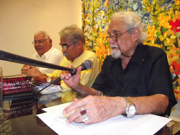 Pablo Armando Fernández aseveró que Fidel es un elegido de  la historia. Foto. Marianela Dufflar