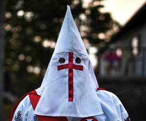 Renombrada ONG de EEUU defiende en corte al Ku Klux Klan